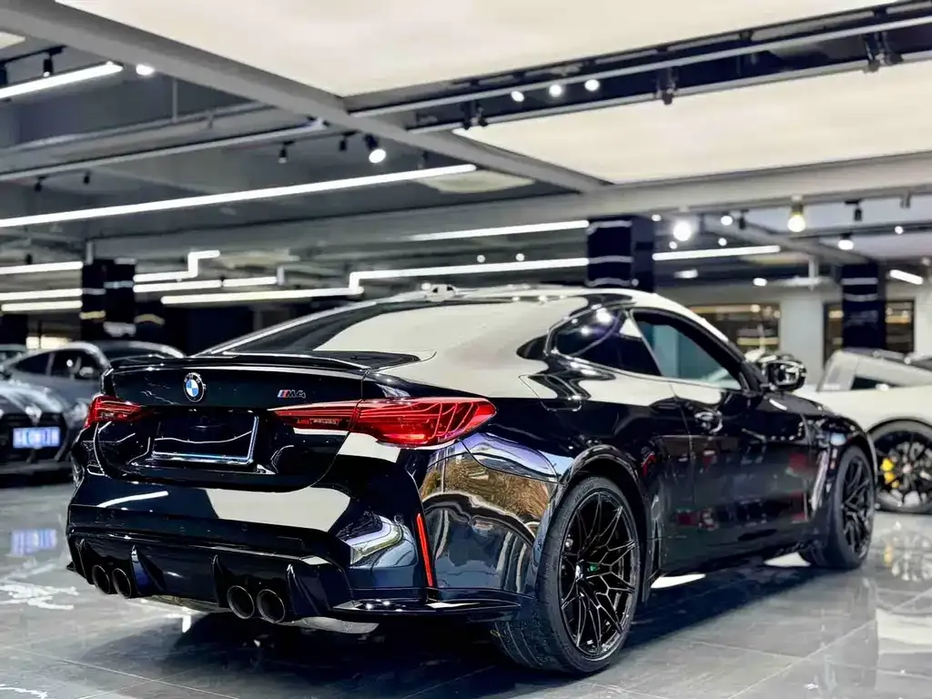 BMW M4 2025 из CN, фото 5