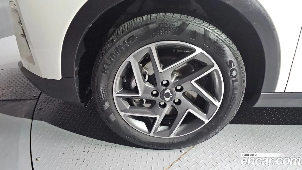 KG Mobility (Ssangyong) TIBOLI 2024 из KR, фото 5