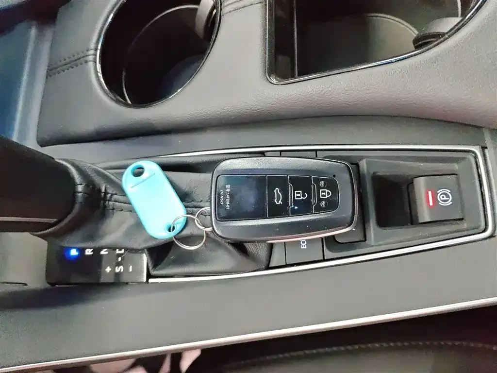 Toyota Avalon 2021 из CN, фото 9