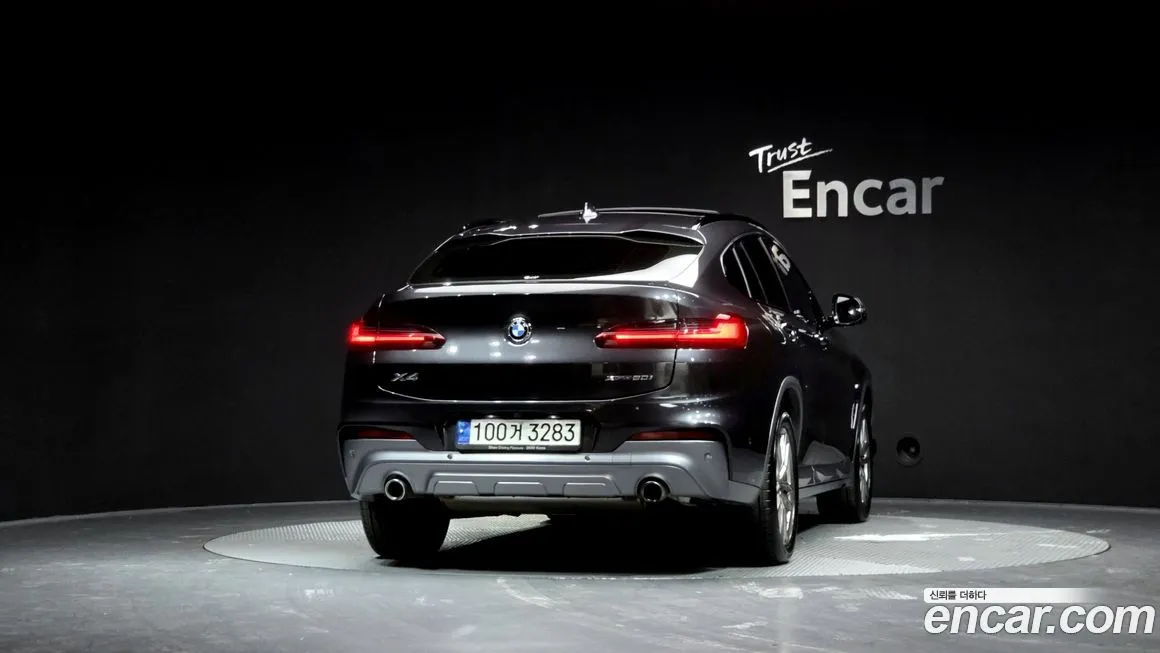 BMW X4 — фото 4