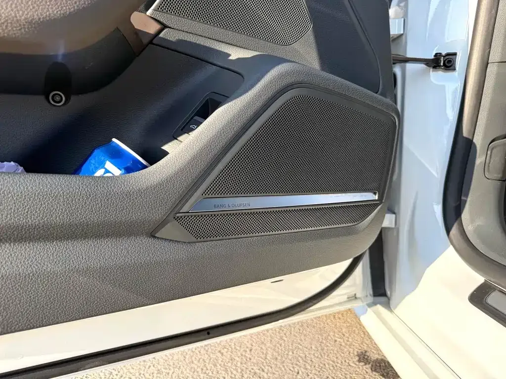 Audi A7L 2024 из CN, фото 10
