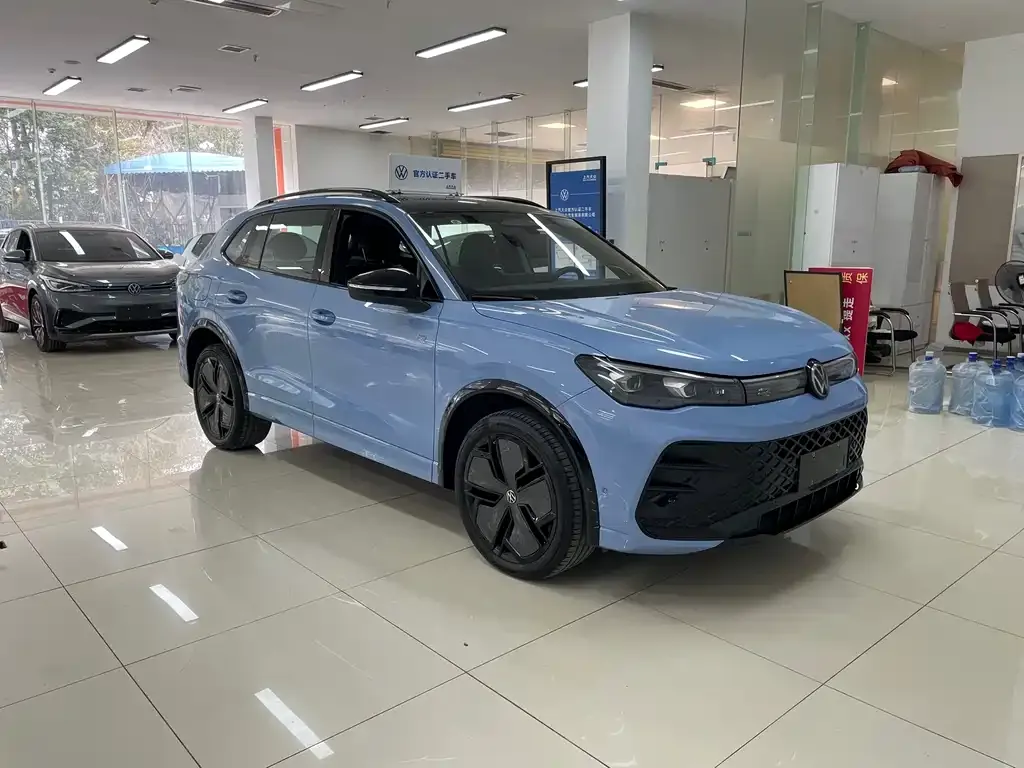 Volkswagen Tiguan L 2024 из CN, фото 3