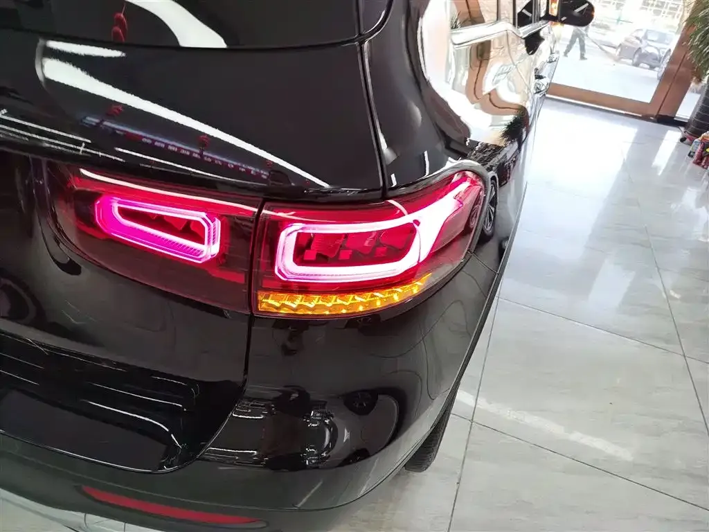 Mercedes-Benz GLB 2023 из CN, фото 8