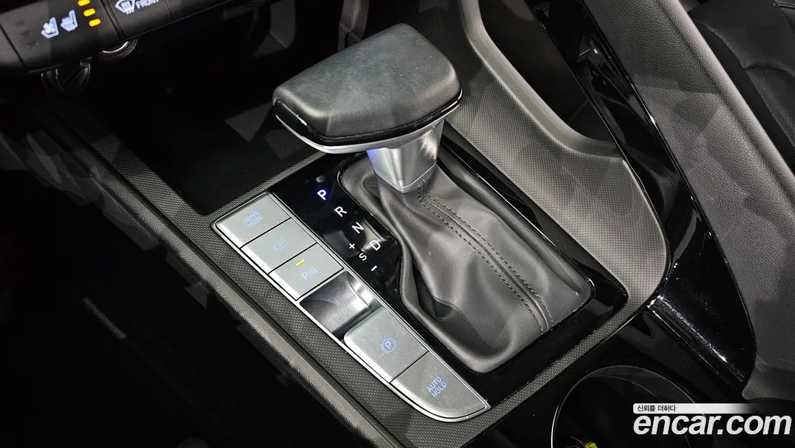 Hyundai AVANTE — фото 9