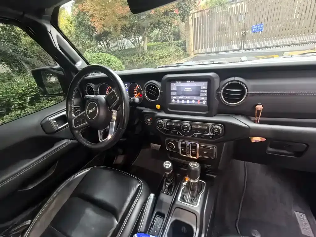Jeep Wrangler 2021 из CN, фото 8