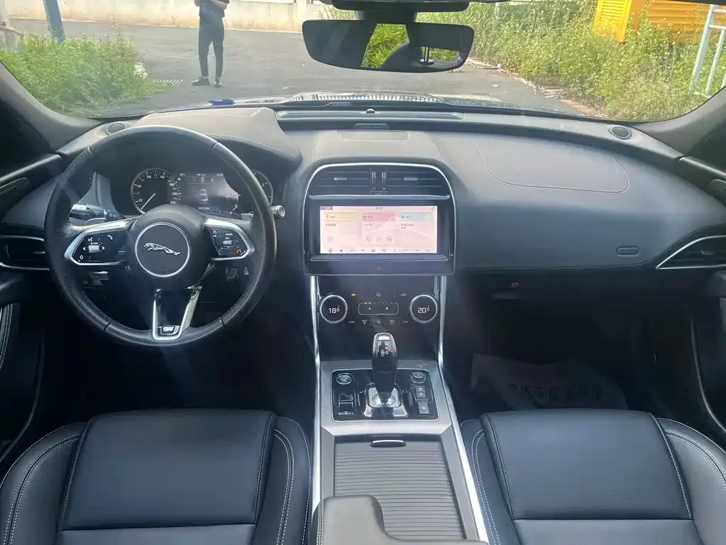 Jaguar XEL 2021 из CN, фото 5