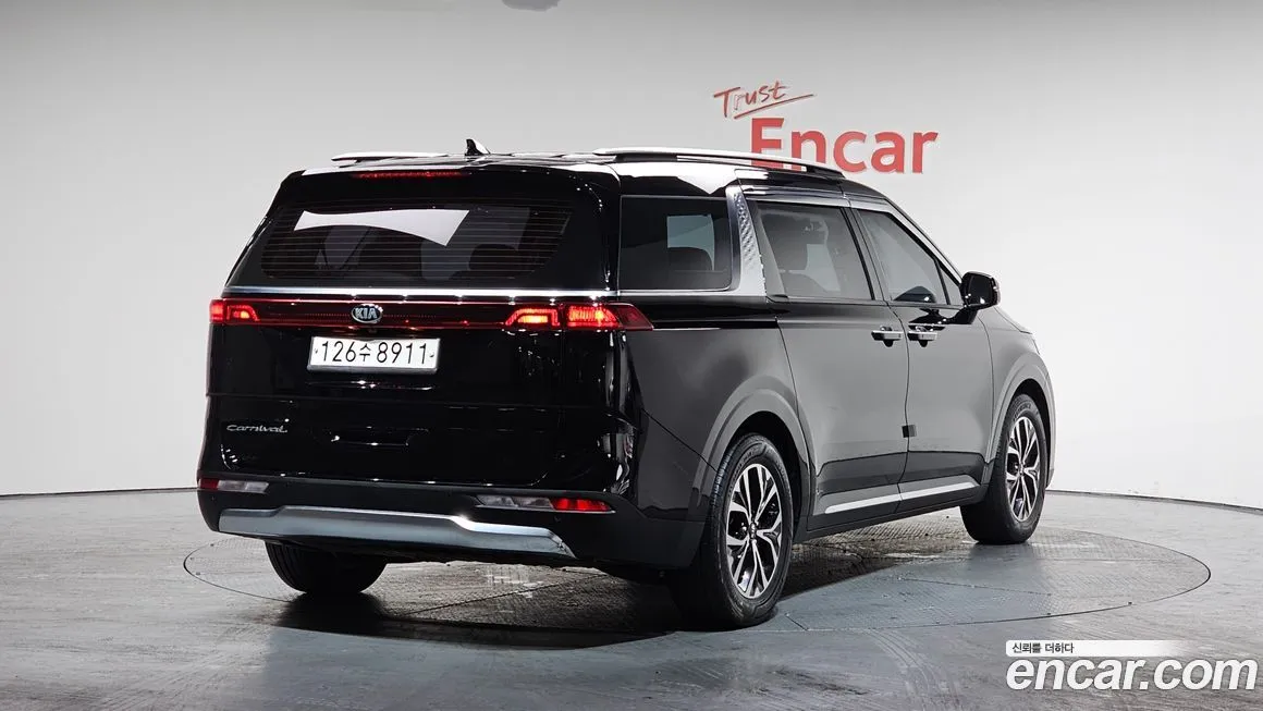 Kia Carnival 2021 из KR, фото 2