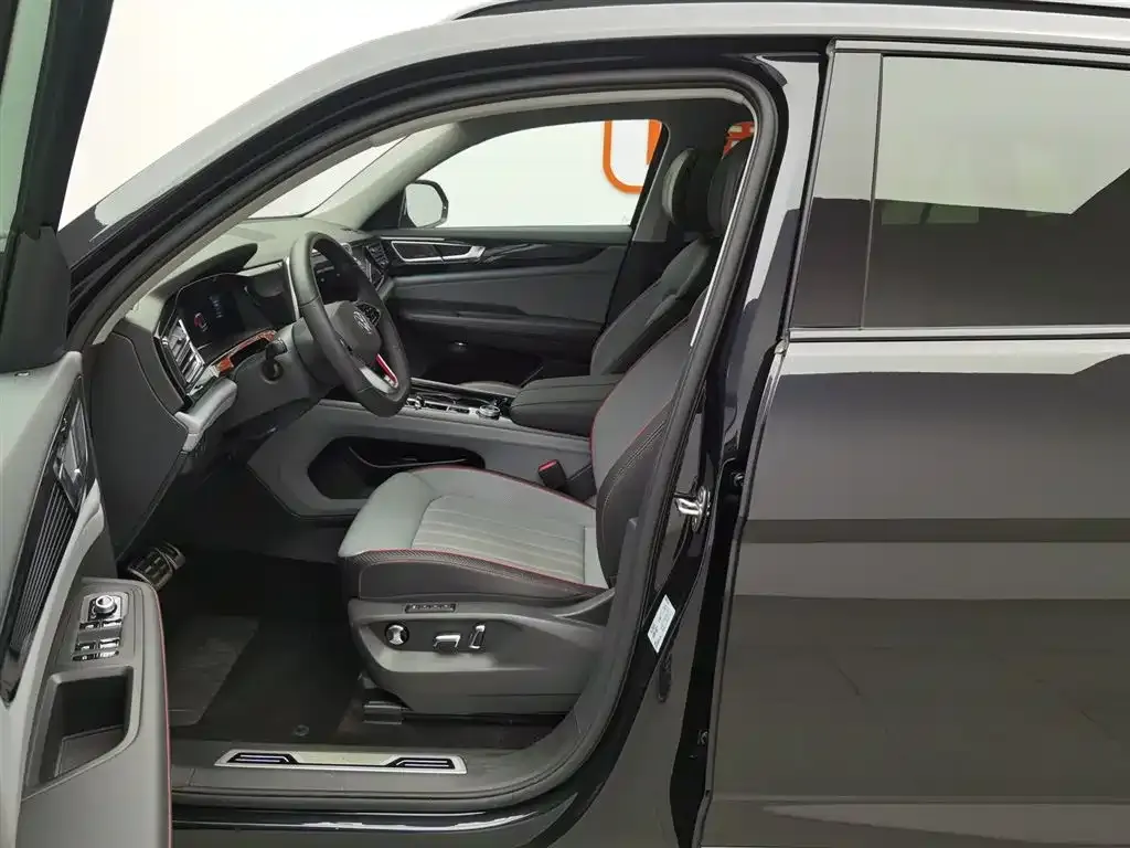 Volkswagen Teramont X 2024 из CN, фото 10