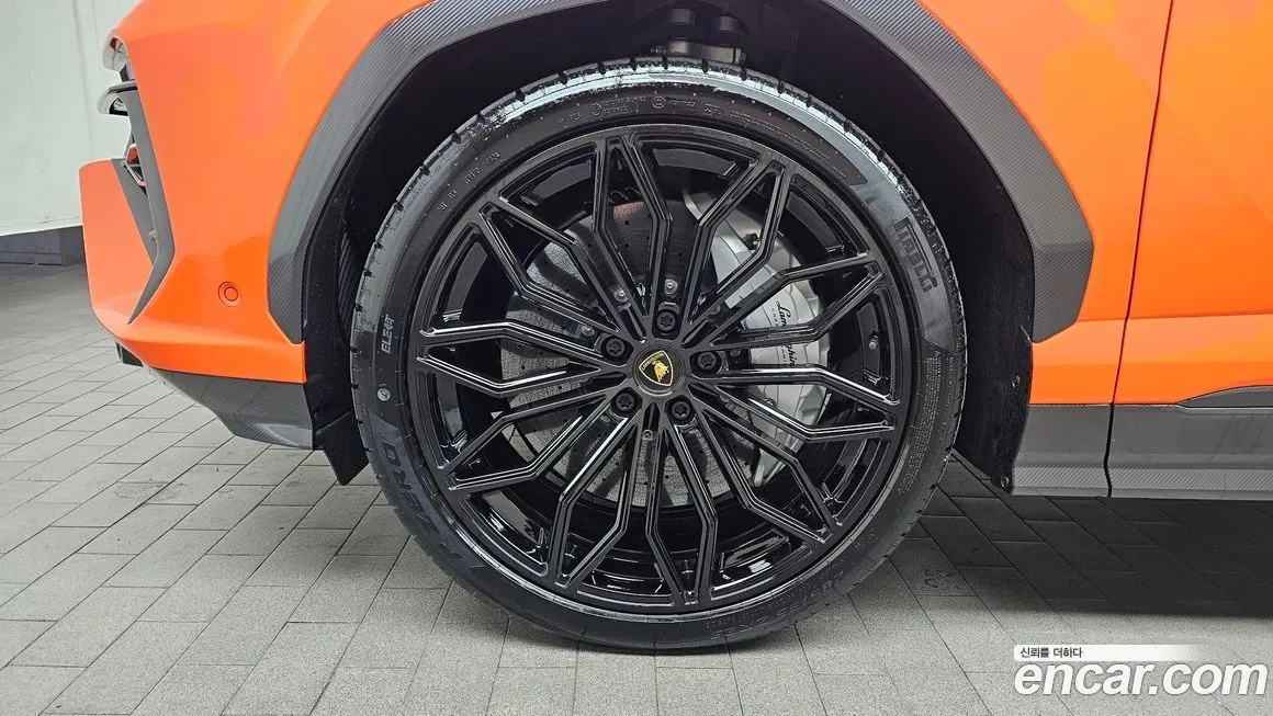 Lamborghini Urus 2025 из KR, фото 5