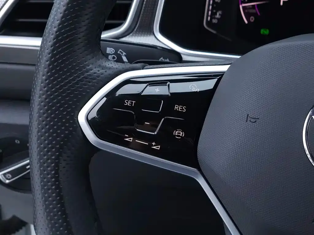 Volkswagen T-Roc 2024 из CN, фото 10
