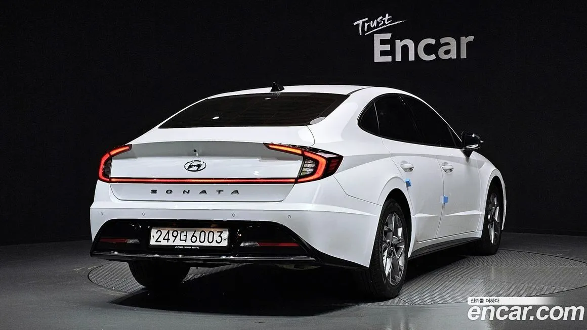 Hyundai Sonata 2022 из KR, фото 2