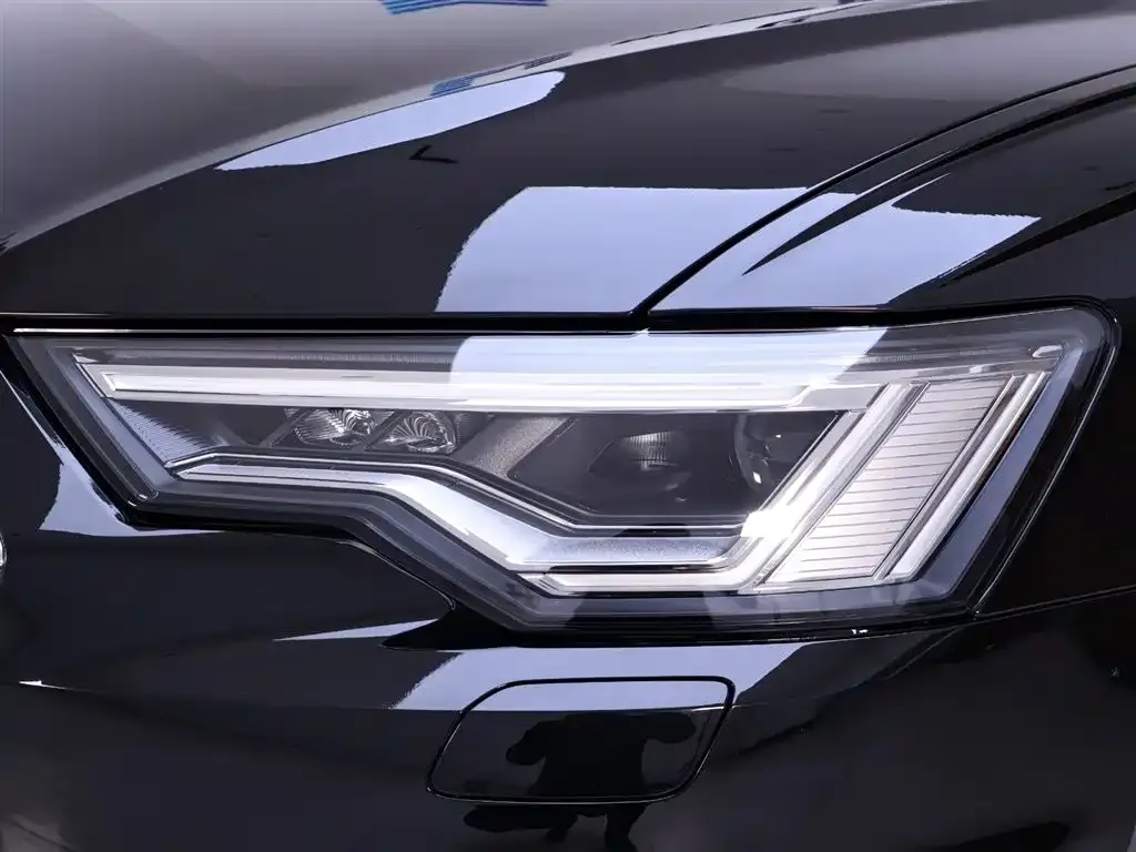 Audi A6L 2024 из CN, фото 4