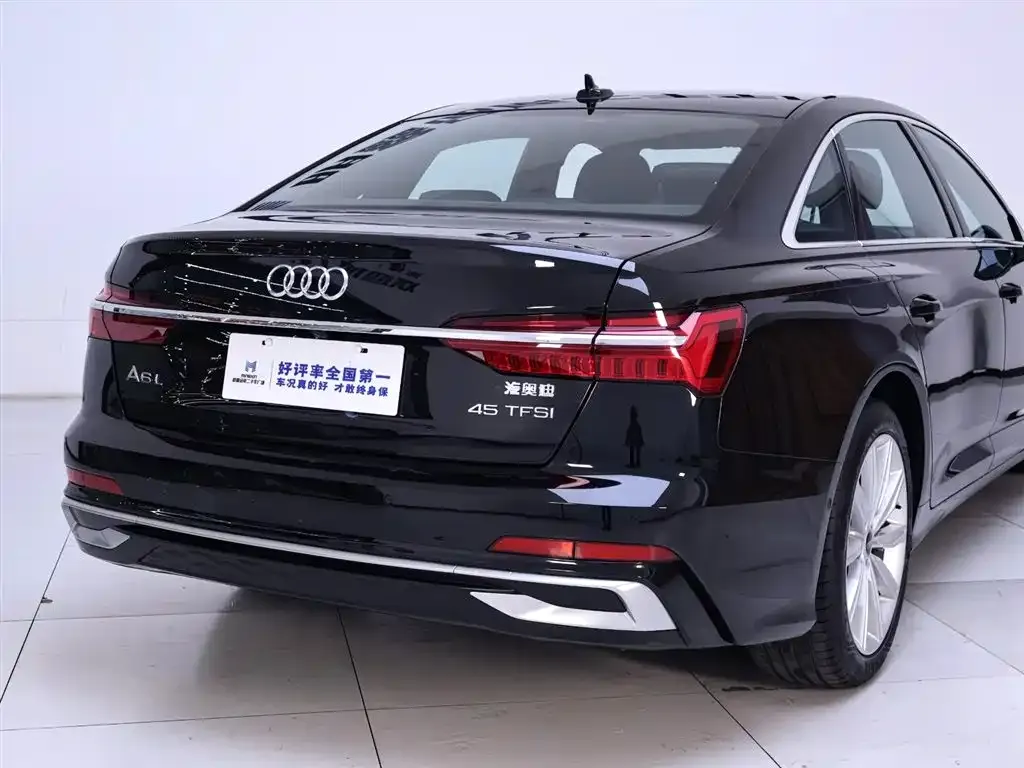 Audi A6L 2024 из CN, фото 8