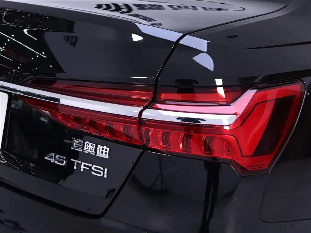 Audi A6L 2024 из CN, фото 9