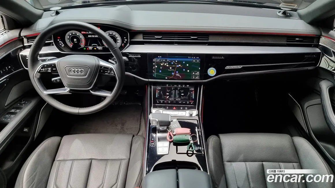 Audi A8 — фото 7