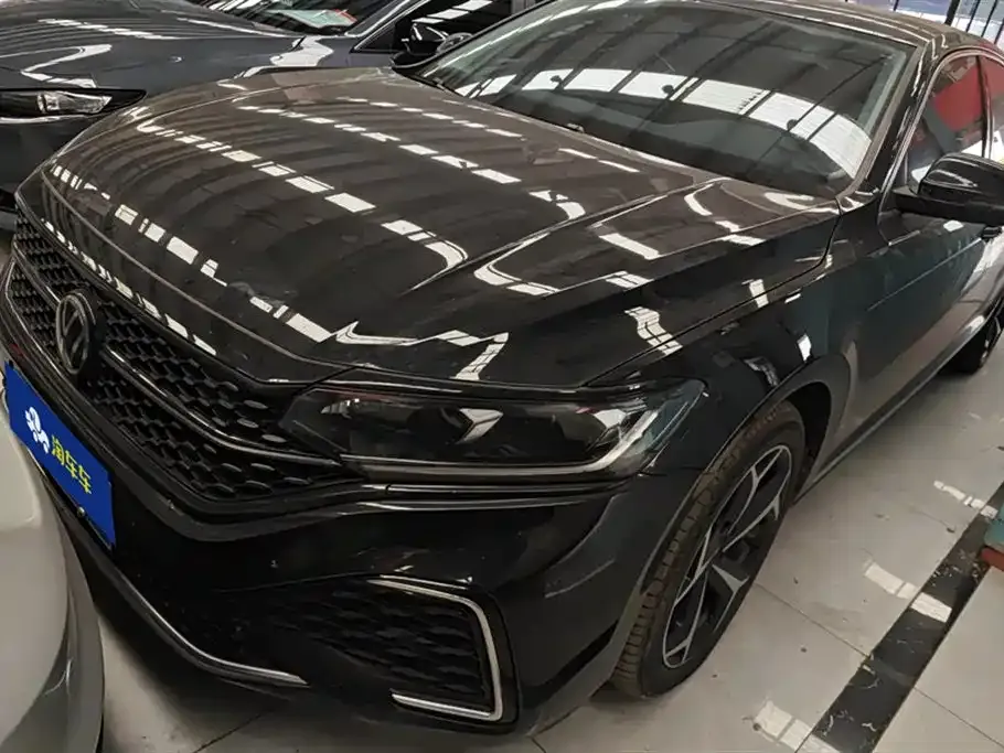 Volkswagen Passat 2024 из CN, фото 1