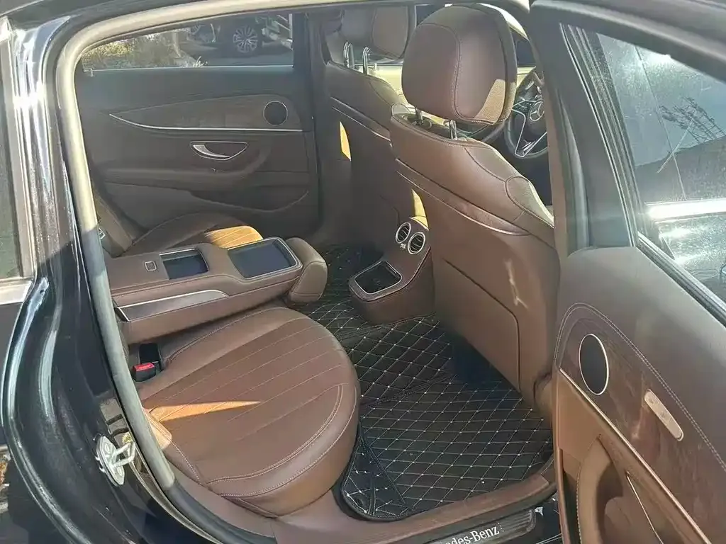 Mercedes-Benz E-Class 2022 из CN, фото 4