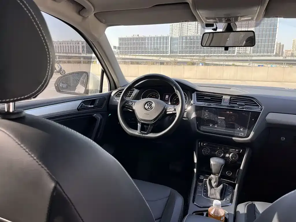 Volkswagen Tiguan L 2021 из CN, фото 7