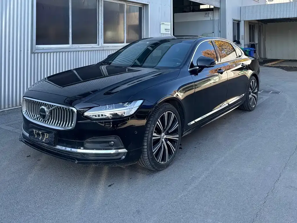 Volvo S90 2024 из CN, фото 1