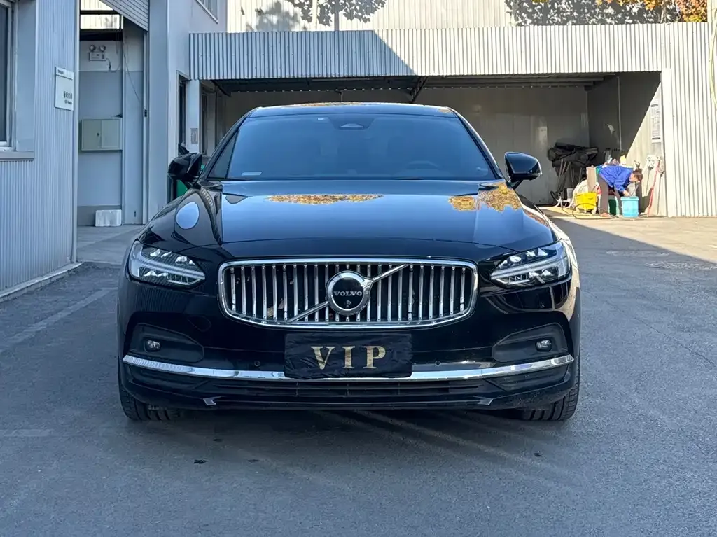 Volvo S90 2024 из CN, фото 2