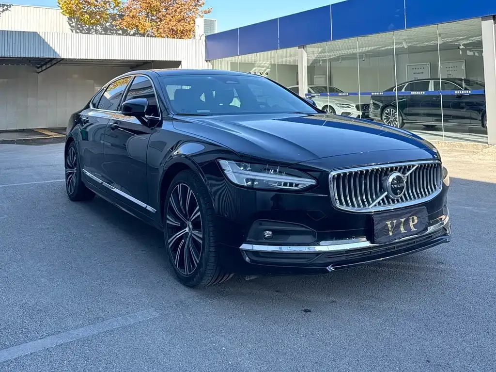 Volvo S90 2024 из CN, фото 3
