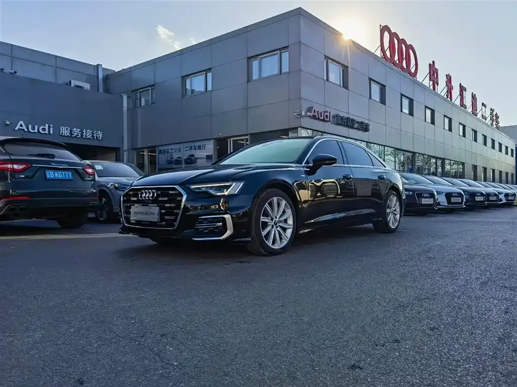 Audi A6L 2024 из CN, фото 1