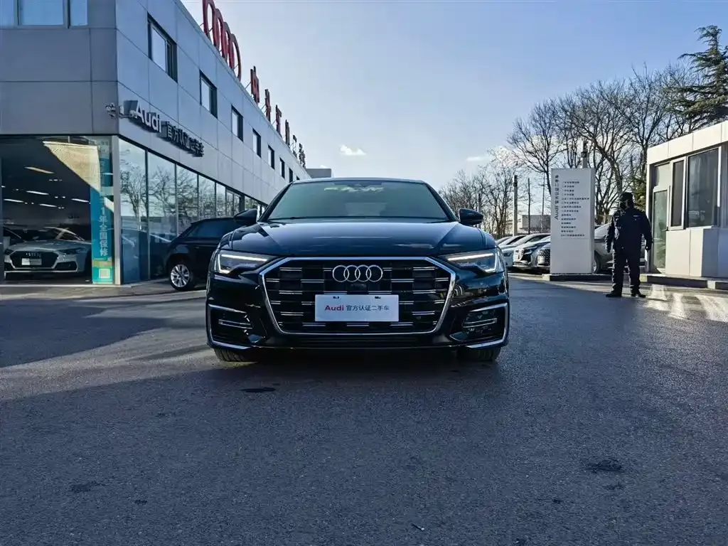 Audi A6L 2024 из CN, фото 10