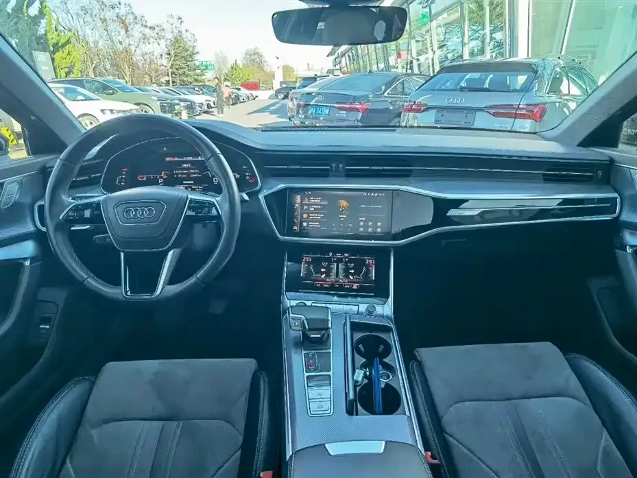 Audi A6L 2024 из CN, фото 9