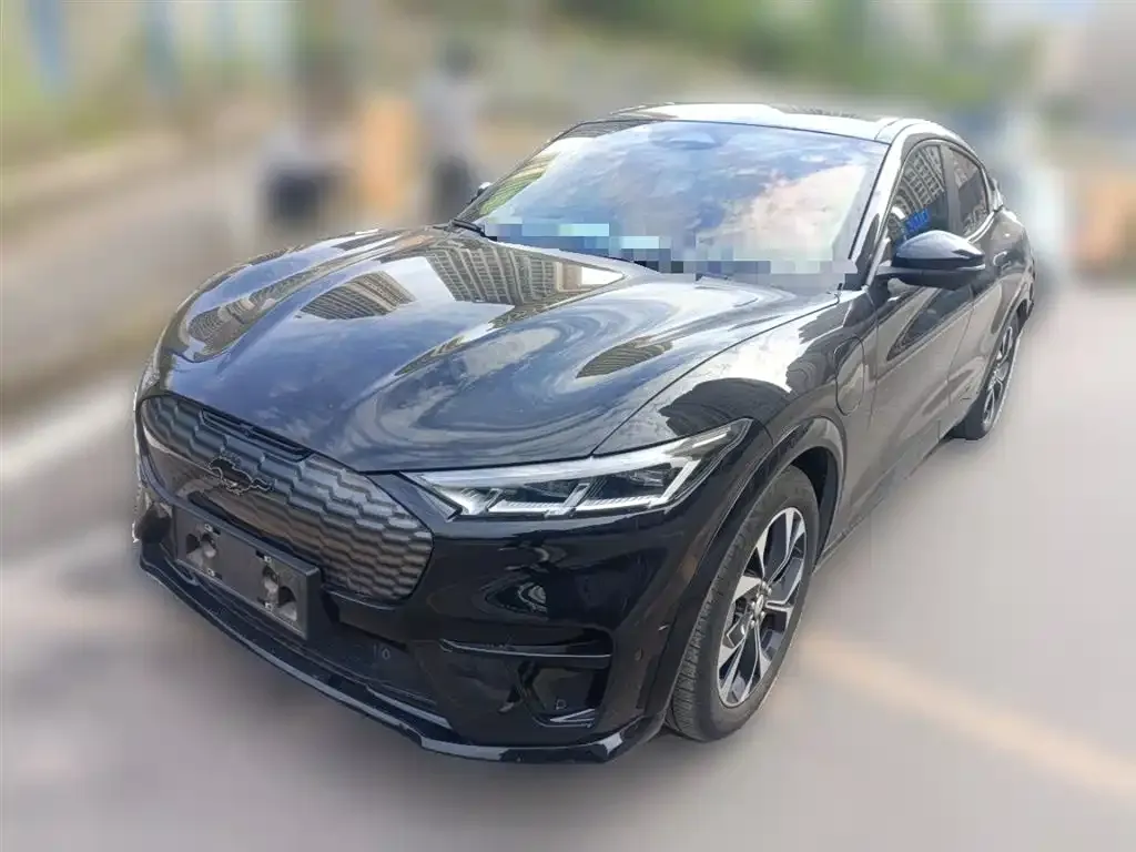 Ford Mustang Mach-E 2023 из CN, фото 1