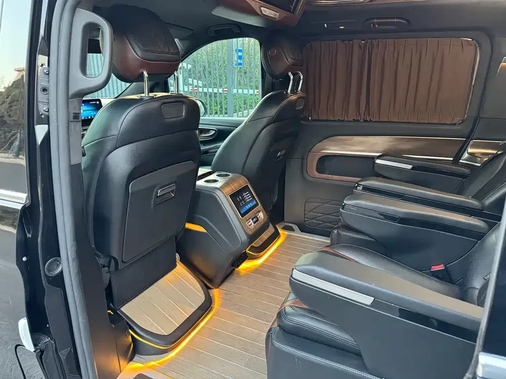 Mercedes-Benz V-Class 2021 из CN, фото 10