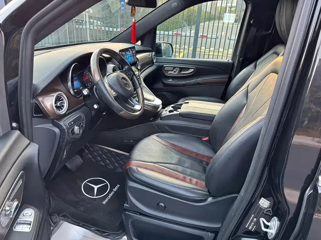 Mercedes-Benz V-Class 2021 из CN, фото 7