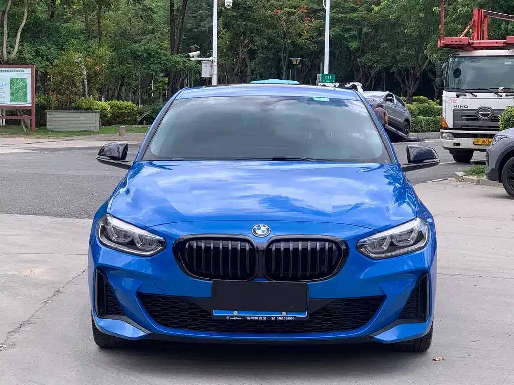 BMW 1 Series 2022 из CN, фото 2