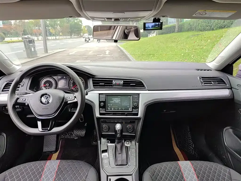 Volkswagen Lamando 2021 из CN, фото 6