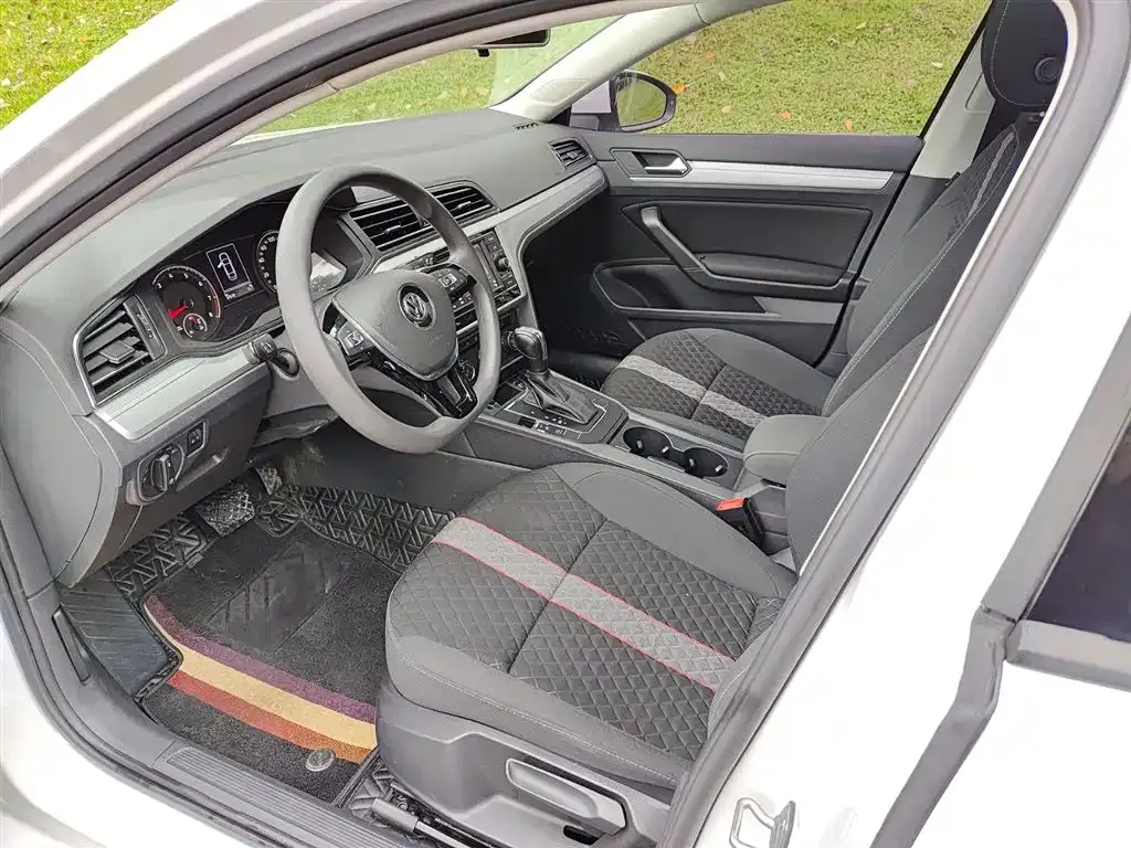 Volkswagen Lamando 2021 из CN, фото 7