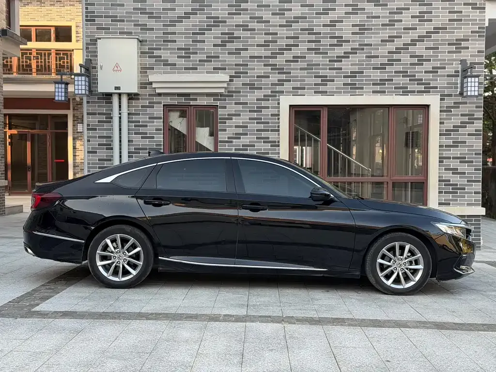 Honda Accord 2022 из CN, фото 4