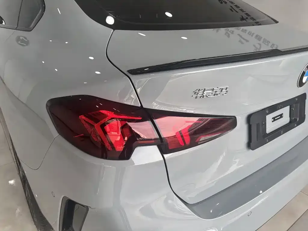 BMW 2 Series 2025 из CN, фото 10
