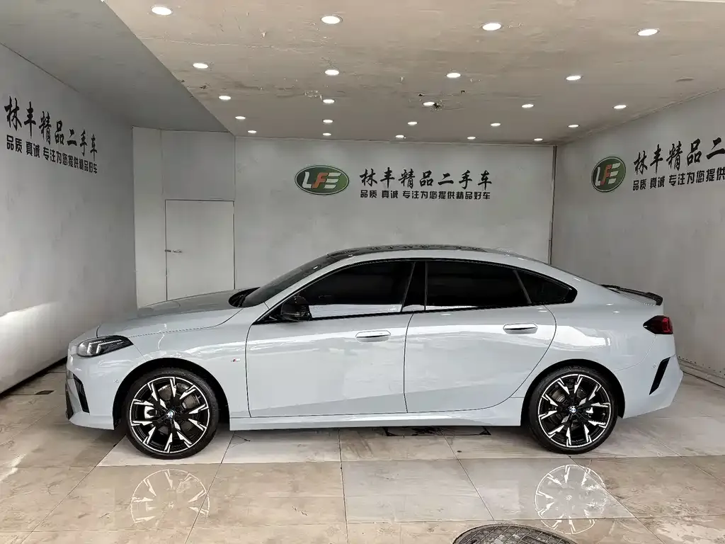 BMW 2 Series 2025 из CN, фото 5