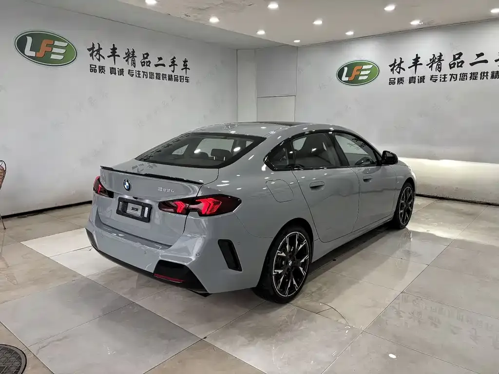 BMW 2 Series 2025 из CN, фото 6