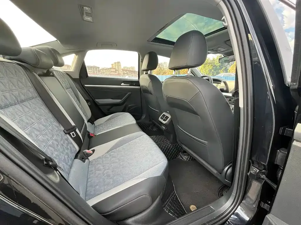Volkswagen Lavida 2023 из CN, фото 9