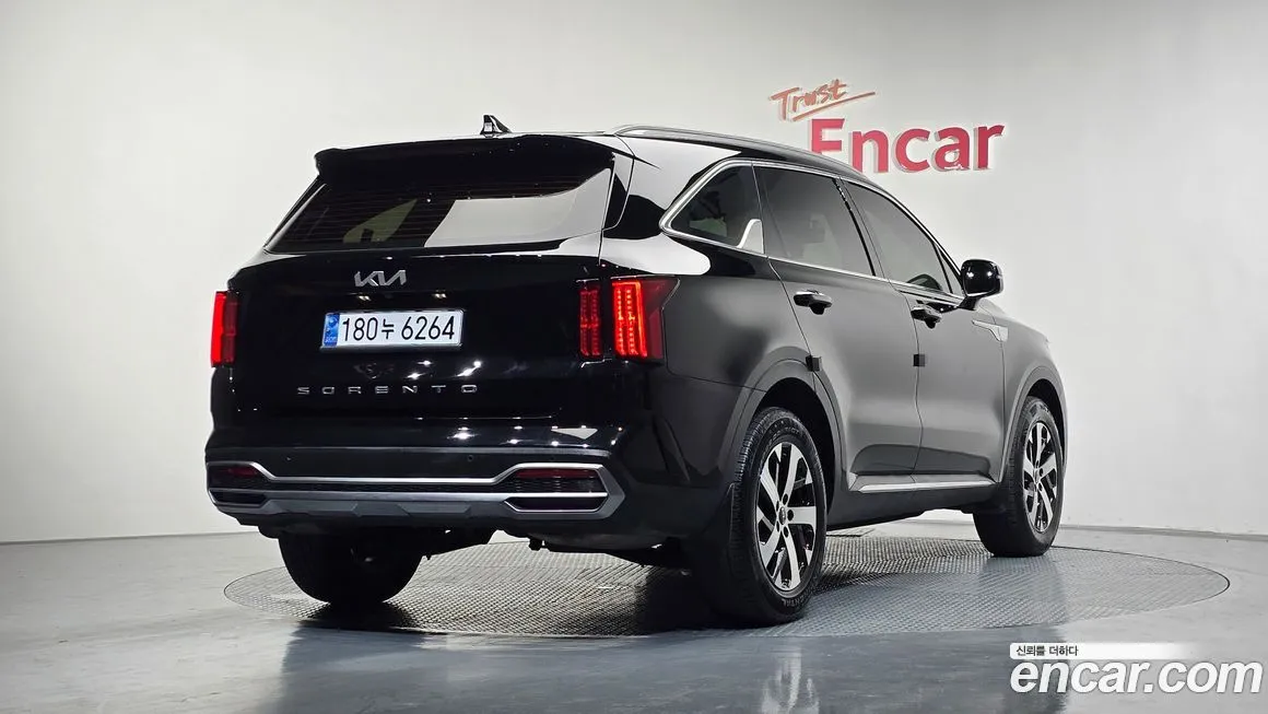 Kia Sorento — фото 2