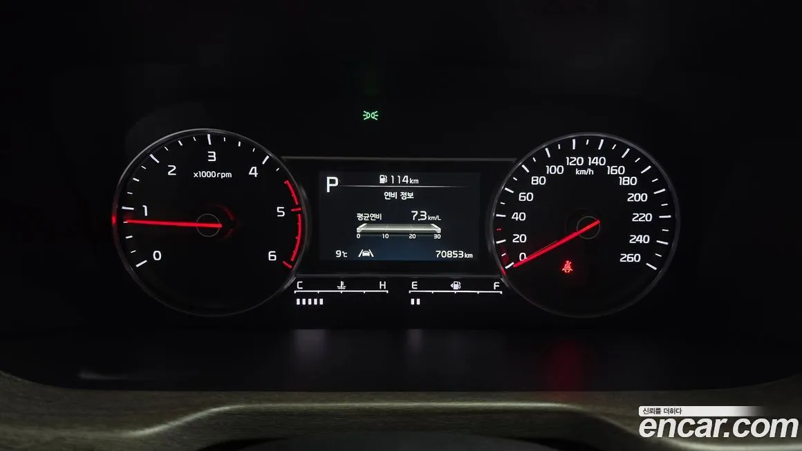 Kia Sorento — фото 8