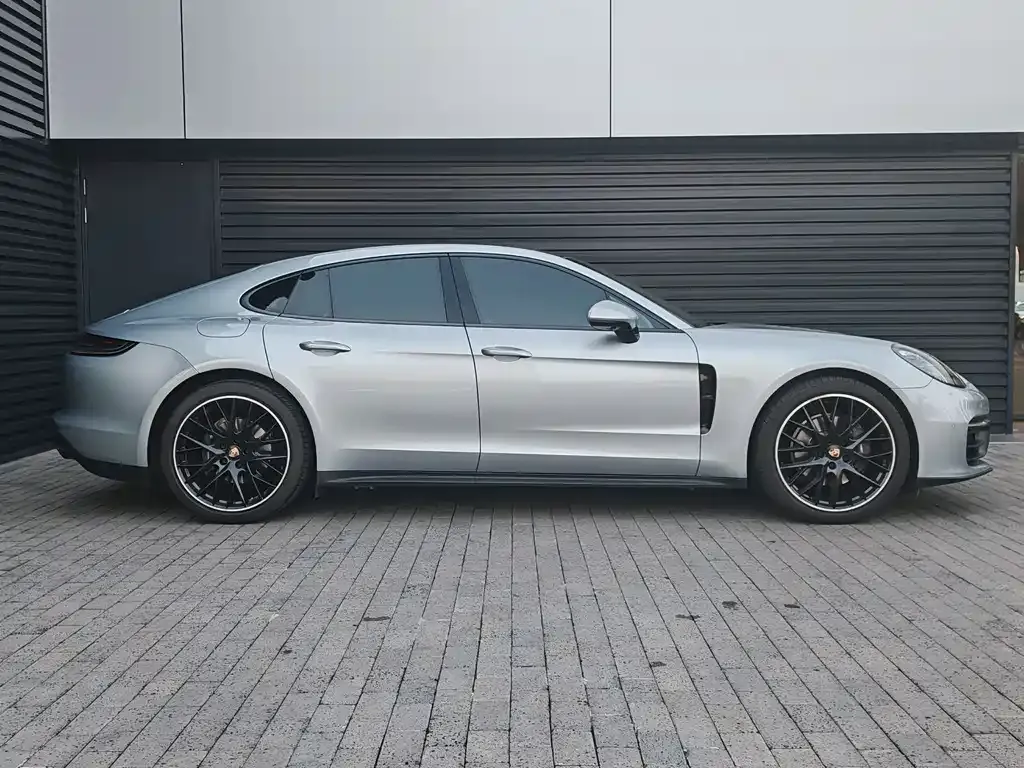 Porsche Panamera — фото 2