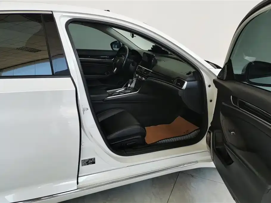 Honda Accord 2021 из CN, фото 8