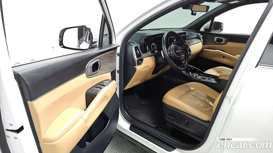 Kia Sorento — фото 10