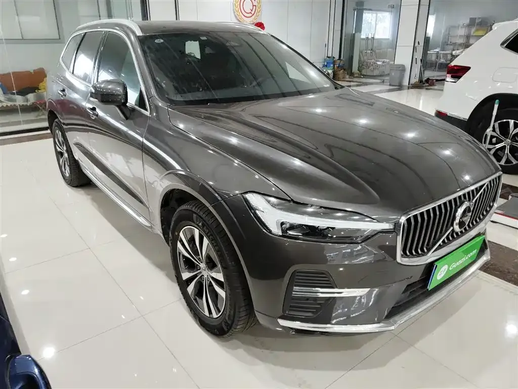 Volvo XC60 2023 из CN, фото 4