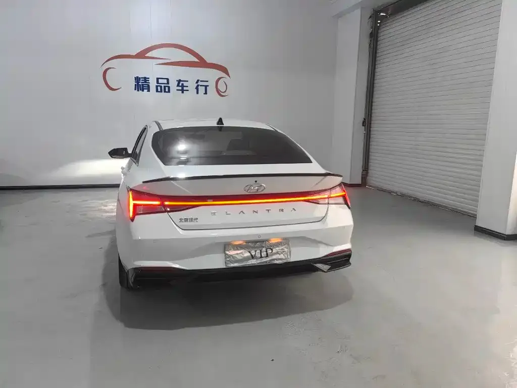 Hyundai Elantra 2023 из CN, фото 4