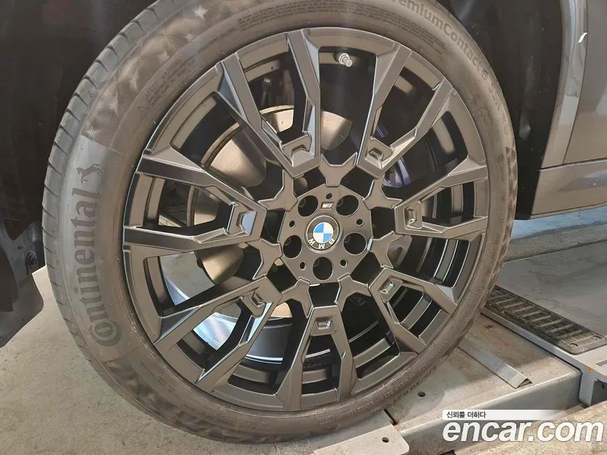BMW X6 2025 из KR, фото 10