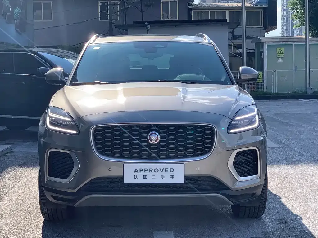 Jaguar E-PACE 2023 из CN, фото 2