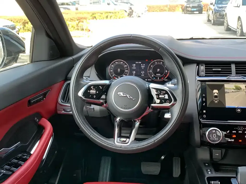Jaguar E-PACE 2023 из CN, фото 9