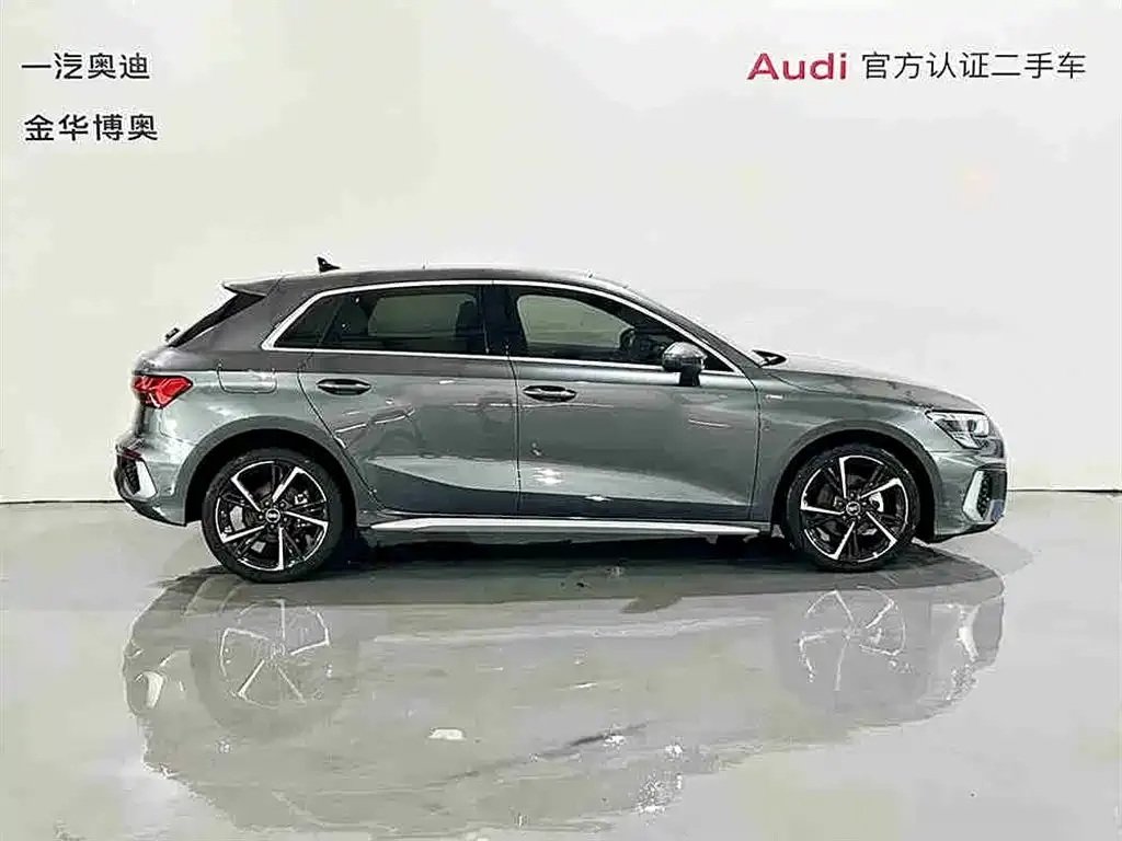 Audi A3 2024 из CN, фото 3